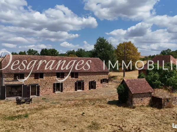 Propriété 6 pièces 234 m²