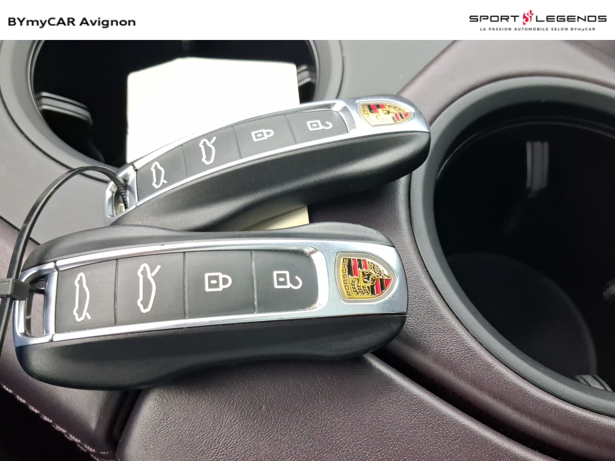 Porsche Taycan 408 ch — photo 34