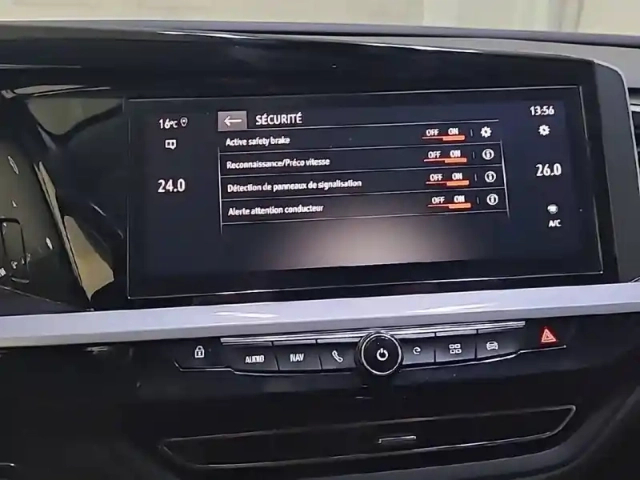 Opel Grandland hybrid 225 ch bva8 — photo 26