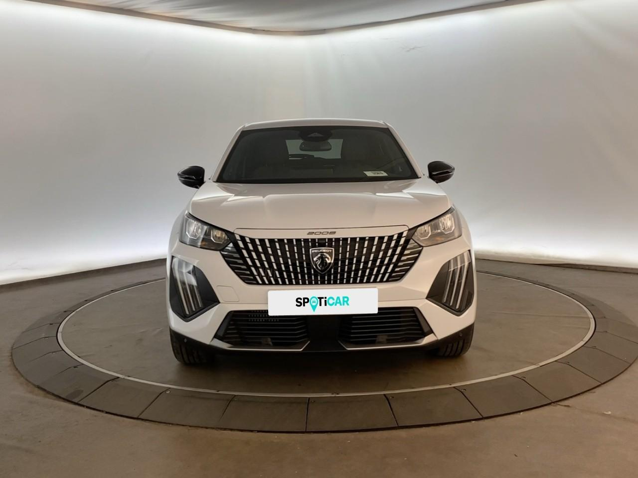 Peugeot 2008 turbo 100 ch bvm6 allure — photo 2
