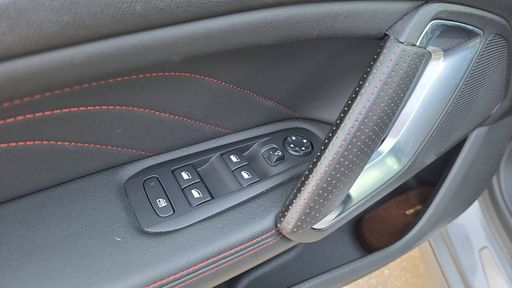 Peugeot 308 SW 1.6 Puretech 225 EAT8 - GT – 2018 – 120980 km – Essence – Boîte Automatique — photo 19