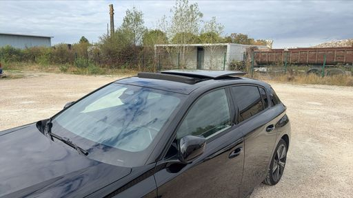 Peugeot 308 1.5 BlueHDi 130 EAT8 - GT – 2023 – 99218 km – Diesel – Boîte Automatique — photo 32
