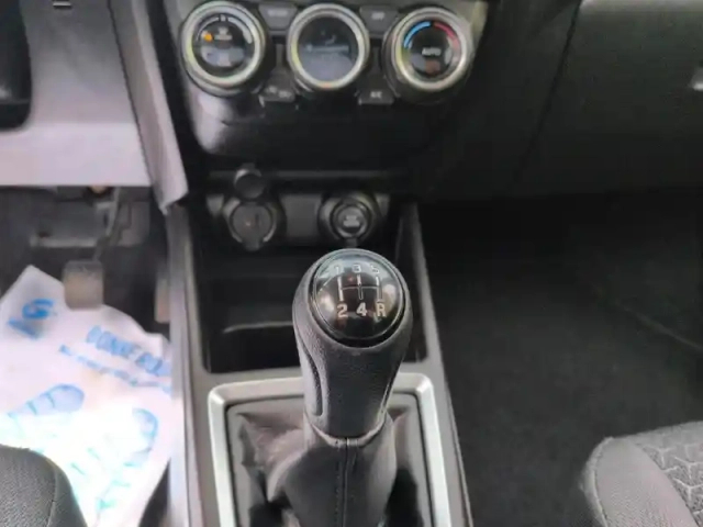 Suzuki Swift 1.2 dualjet hybrid 90ch pack euro6d-t — photo 14