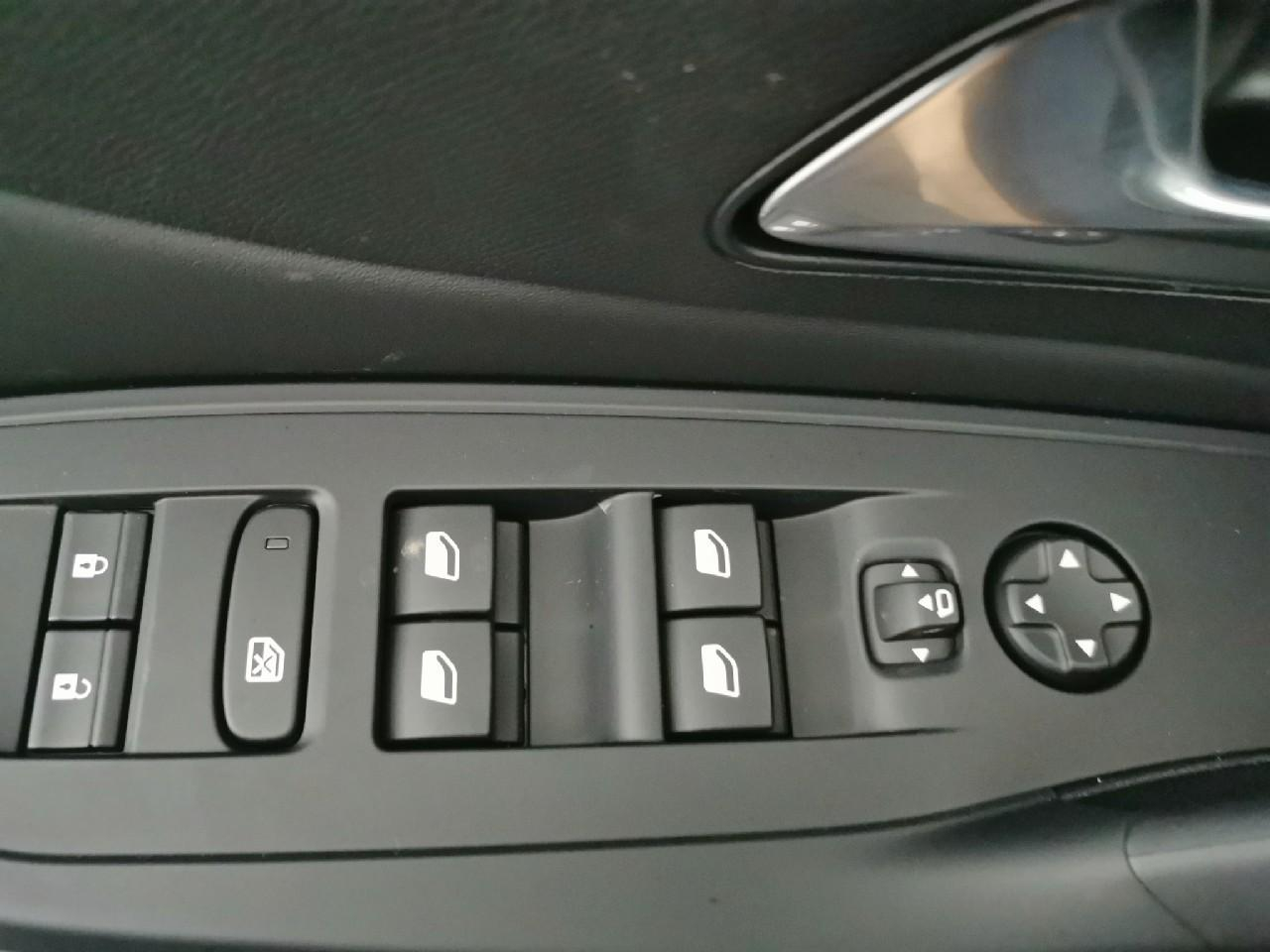 Peugeot 308 sw hybrid 145 e-dcs6 allure — photo 26