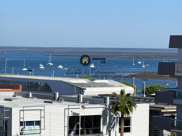 APPARTEMENT T2 MEUBLÉ - VUE BASSIN - SECTEUR ARCACHON AIGUIL