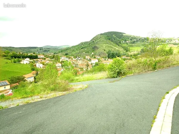 Terrain Le PUY en Velay 735M²