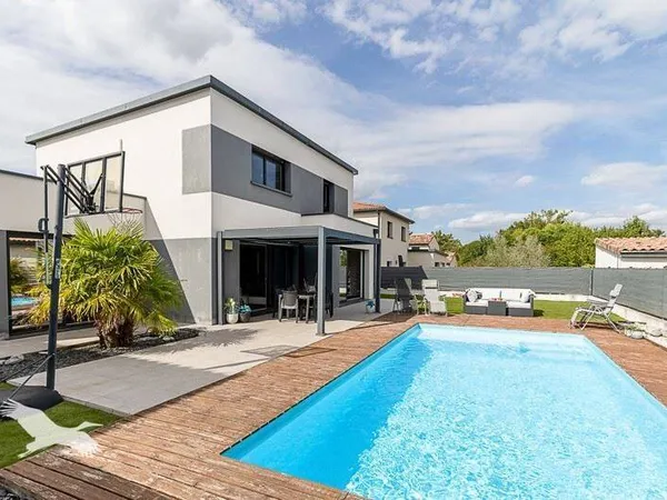 Maison 5 pièces 130 m²