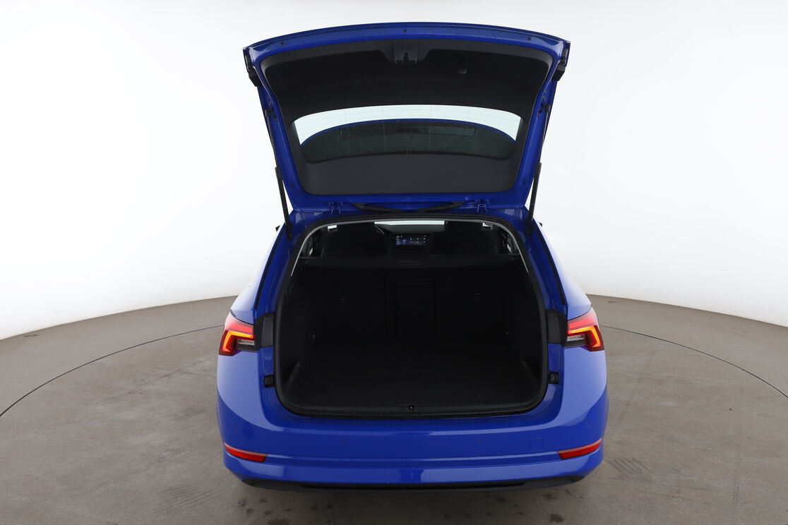 Skoda Octavia Combi 1.4 TSI PHEV iV Ambition DSG6e — photo 16
