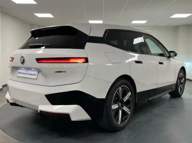 Bmw Ix xdrive40 326ch — photo 4