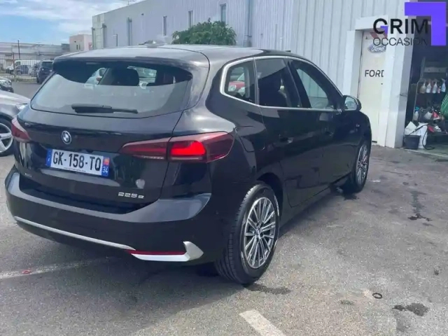 Bmw Serie 2 active tourer 225e xdrive 245 ch dkg7 — photo 2
