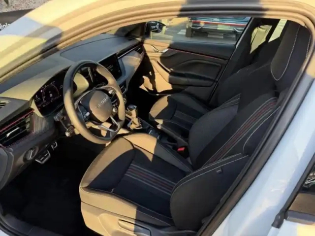 Skoda Kamiq 1.0 tsi evo 2 116ch monte carlo dsg7 — photo 7