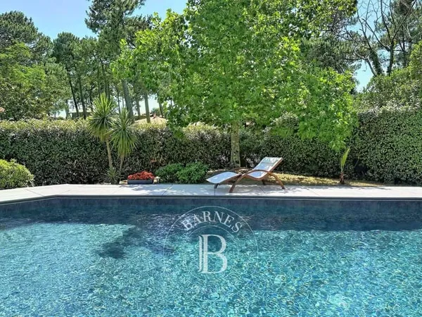 Villa 6 pièces 203 m²