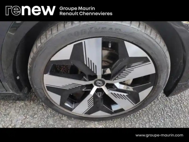 Renault Megane e-tech electric ev60 220ch techno super charge -b — photo 11