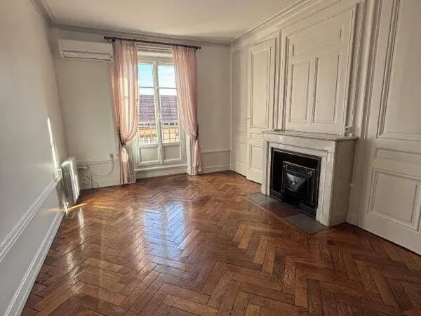 Appartement 2 pièces 66 m²