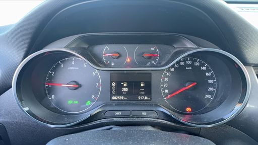 Opel Crossland X 1.2 Turbo 130 - Design – 2019 – 82539 km – Essence – Boîte Manuelle — photo 19