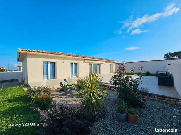 Villa contemporaine de plain-pied avec piscine - Prunelli-di-Fiumorbo