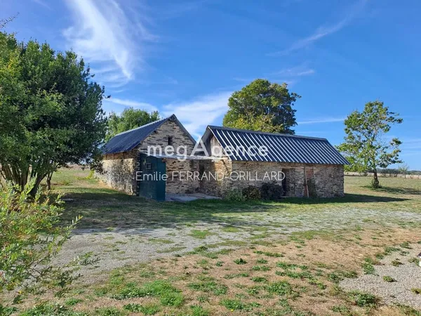 Vous recherchez la tranquilité, venez visiter ce charmante maison sans tarder