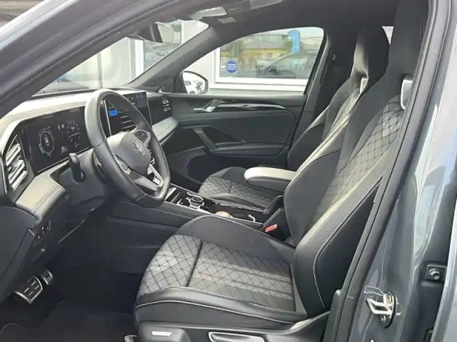 Volkswagen Tiguan 2.0 tdi 150ch dsg7 — photo 28