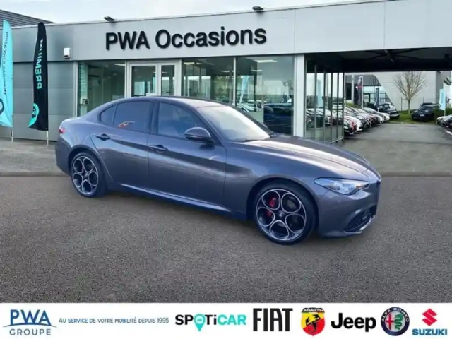 Alfa Romeo Giulia 2.0 tb 200ch sprint at8 my22 — photo 3