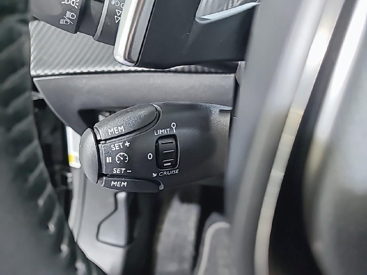 Peugeot 2008 puretech 130 s&s eat8 roadtrip — photo 22