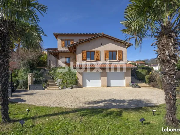 Maison 5 pièces 143 m²