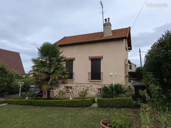 MAISON FAMILIALE 100 m² AVEC JARDIN 300 m² - LA FRETTE-SUR-SEINE (95)