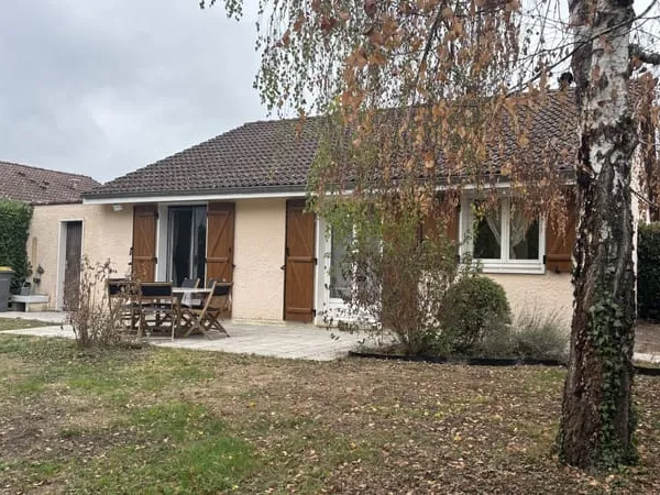 Maison de plain-pied de type 5 avec 400 m2 de terrain