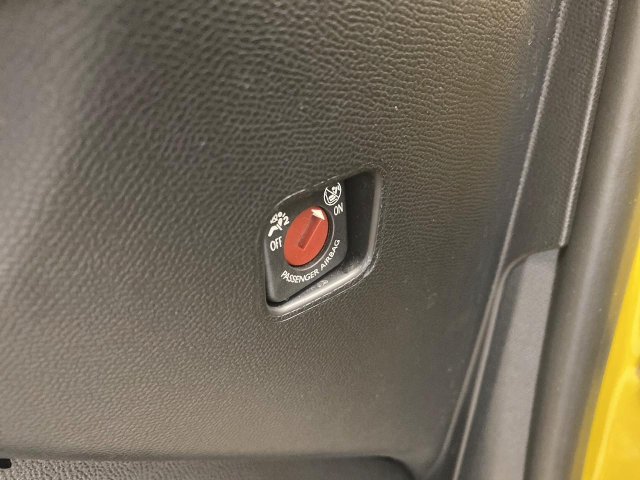 Peugeot 208 puretech 100 s&s bvm6 allure — photo 27