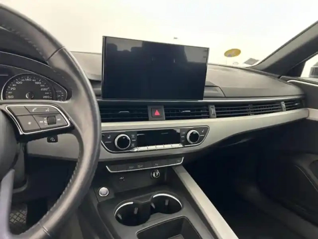 Audi A4 35 tdi 163 s tronic 7 design 5p — photo 12