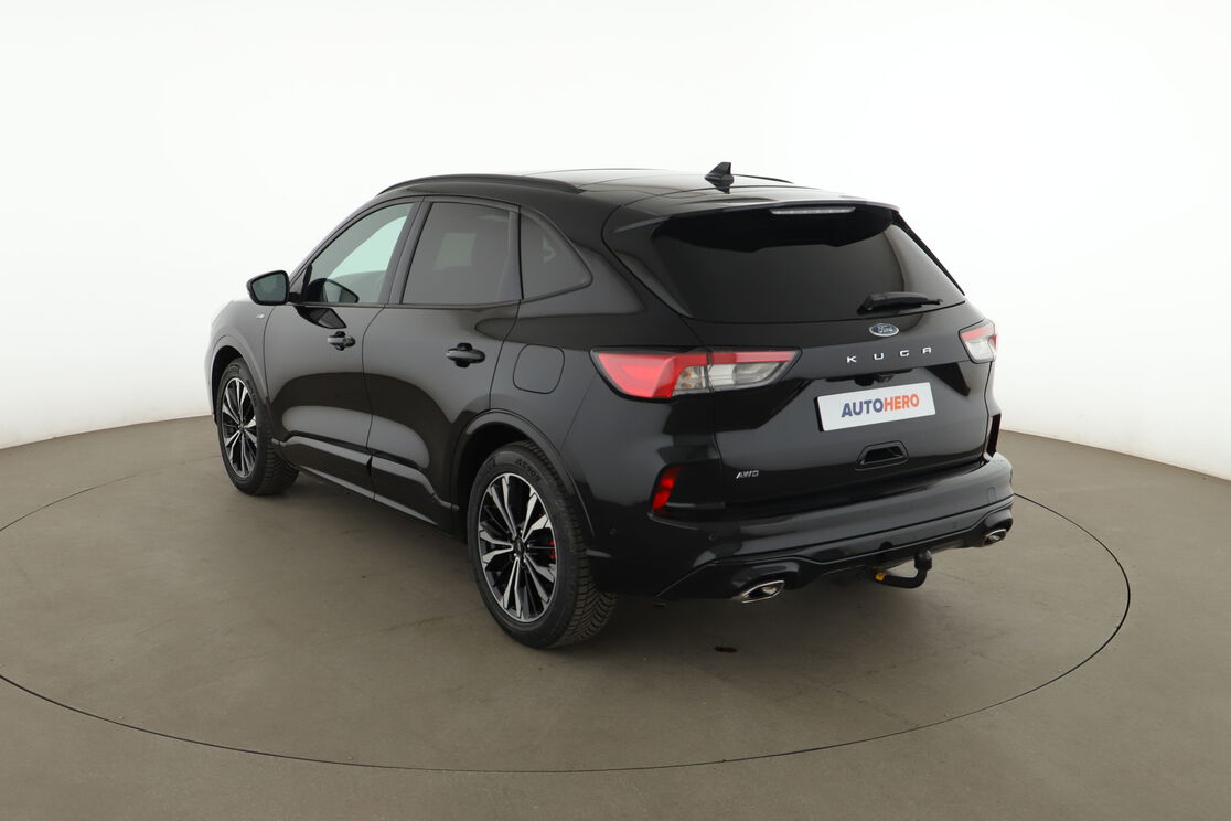 Ford Kuga 2.0 EcoBlue AWD ST Line X Auto — photo 3