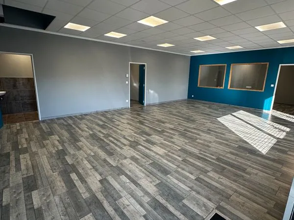 À LOUER - LOCAL PROFESSIONNEL 289 m² - ÉPINAL / SAUT-LE-CERF