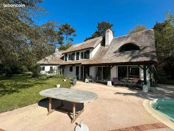 Propriété 6 pièces 209 m²