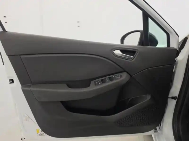 Renault Clio tce 100 gpl — photo 43