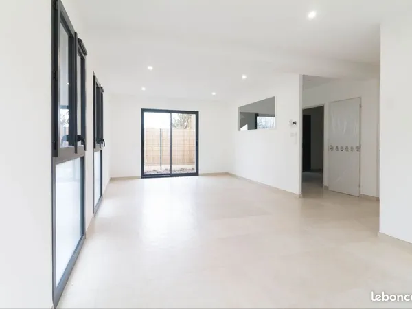 Maison neuf RE2020