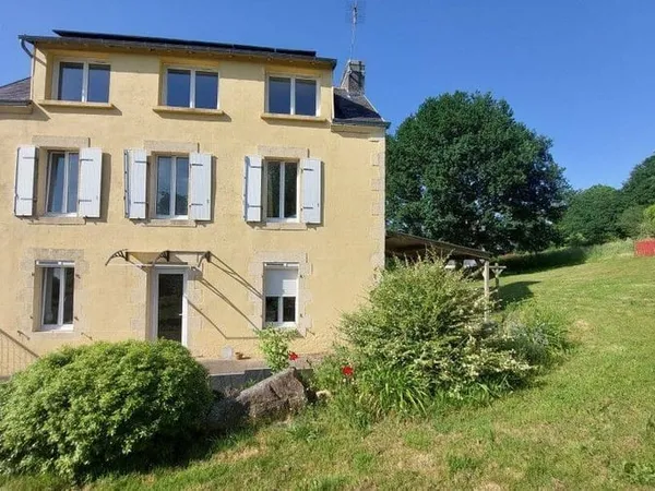 Maison 7 pièces 100 m²