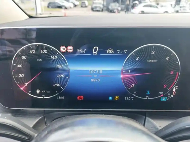 Mercedes Cla v 300 d 4matic avantgarde amg- — photo 10