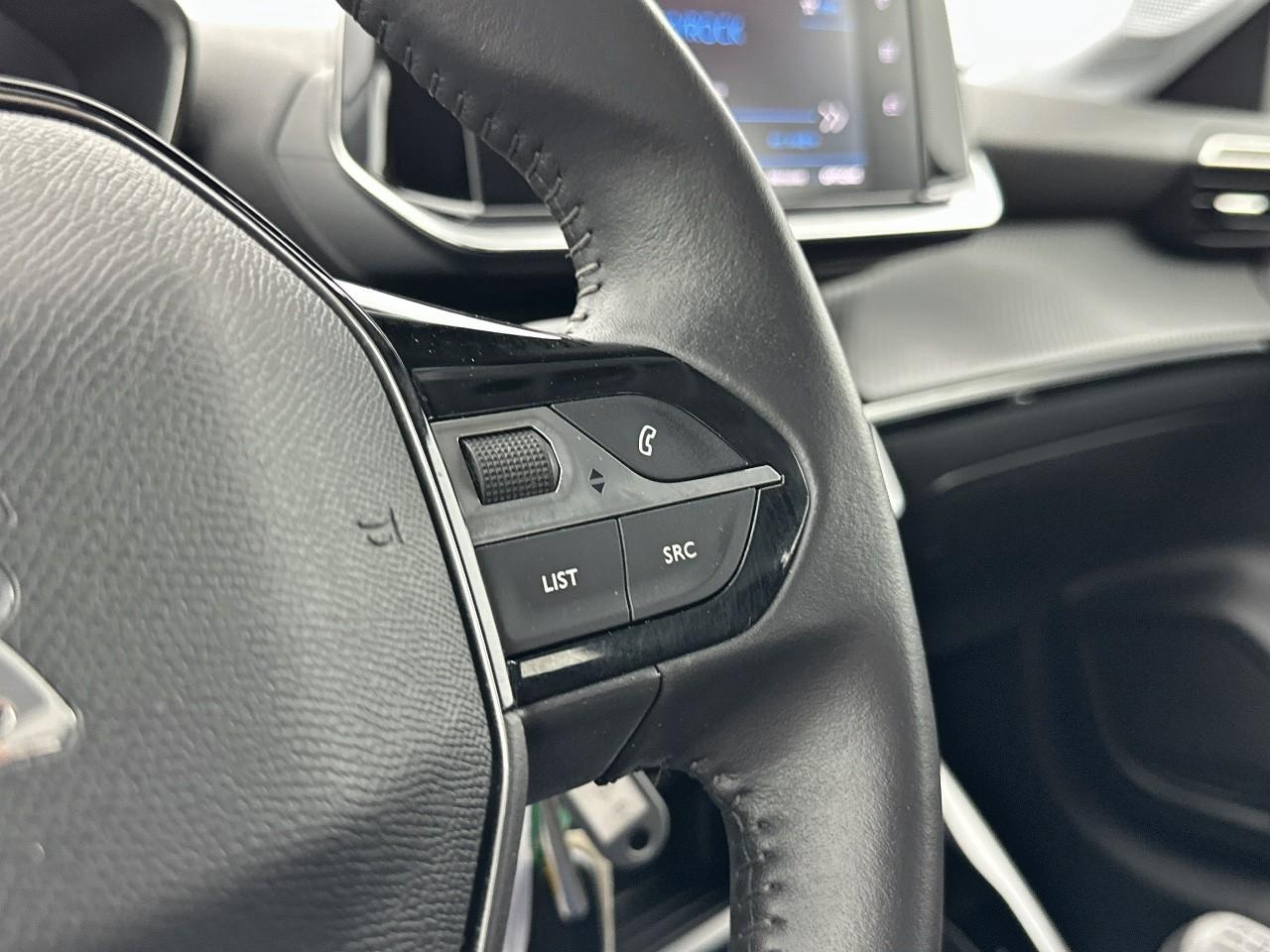 Peugeot 208 puretech 75 s&s bvm5 active pack — photo 18