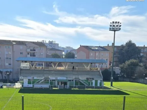 T2 52 m² - Balcon 9 m² - Parking - Calme - Vue dégagée sans vis-à-vis - Saint-Cyprien/Place du Ravel