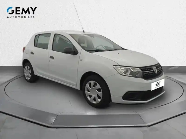 Dacia Sandero sce 75 — photo 18