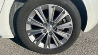 Peugeot 308 1.5 BlueHDi 130ch S&S Allure Pack — photo 13