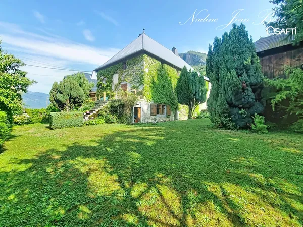 Une demeure d'exception au coeur d'un hameau préservé