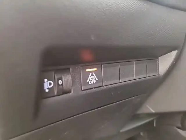 Peugeot 208 puretech 100 s&amp;s bvm6 — photo 56