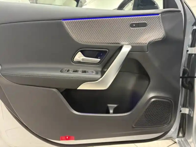 Mercedes Classe A 180 d progressive line — photo 26