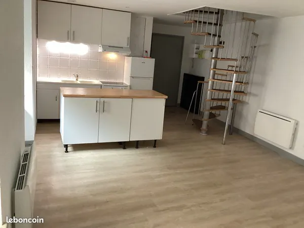 Appartement F3 centre ville Verdun proche mairie
