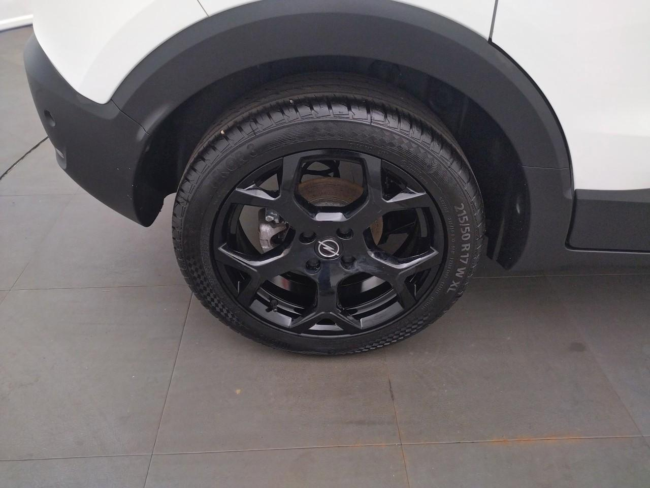 Opel Crossland 1.5 d 110 ch bvm6 gs line — photo 28