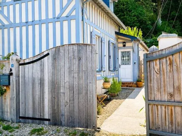 Ensemble immobilier entre mer et campagne