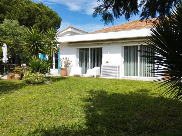 Maison de plain-pied 7 pièces 150 m²