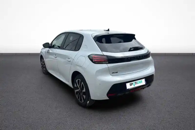 Peugeot 208 100 s&amp;s bvm6 — photo 4