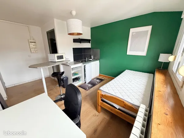 Studio 1 pièce 18 m²