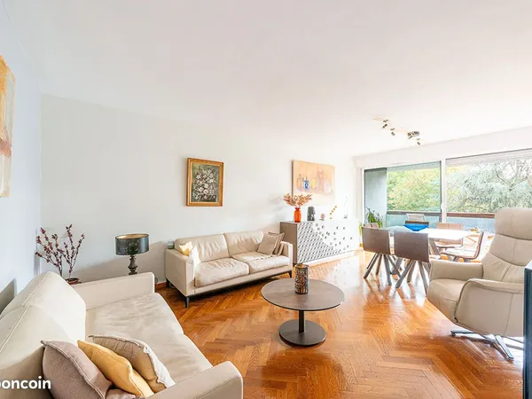 Appartement 3 pièces 84 m²